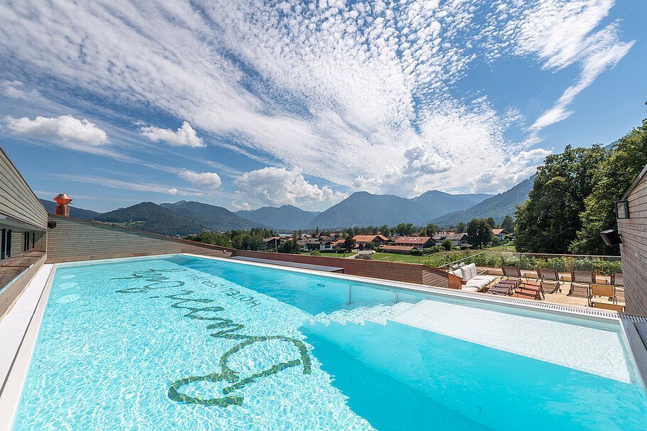 Rooftop Pool Hotel Bussi Baby