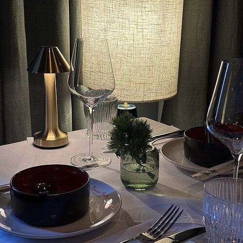 🎉 Freut euch auf einen exquisiten Abend im BOOM BOOM Restaurant unseres Hotel Bussi Babys! 🌟 Am Donnerstag, den 25....